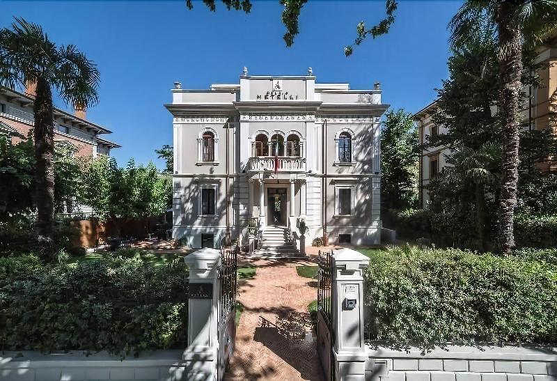 Relais Metelli Hotel Foligno Bagian luar foto