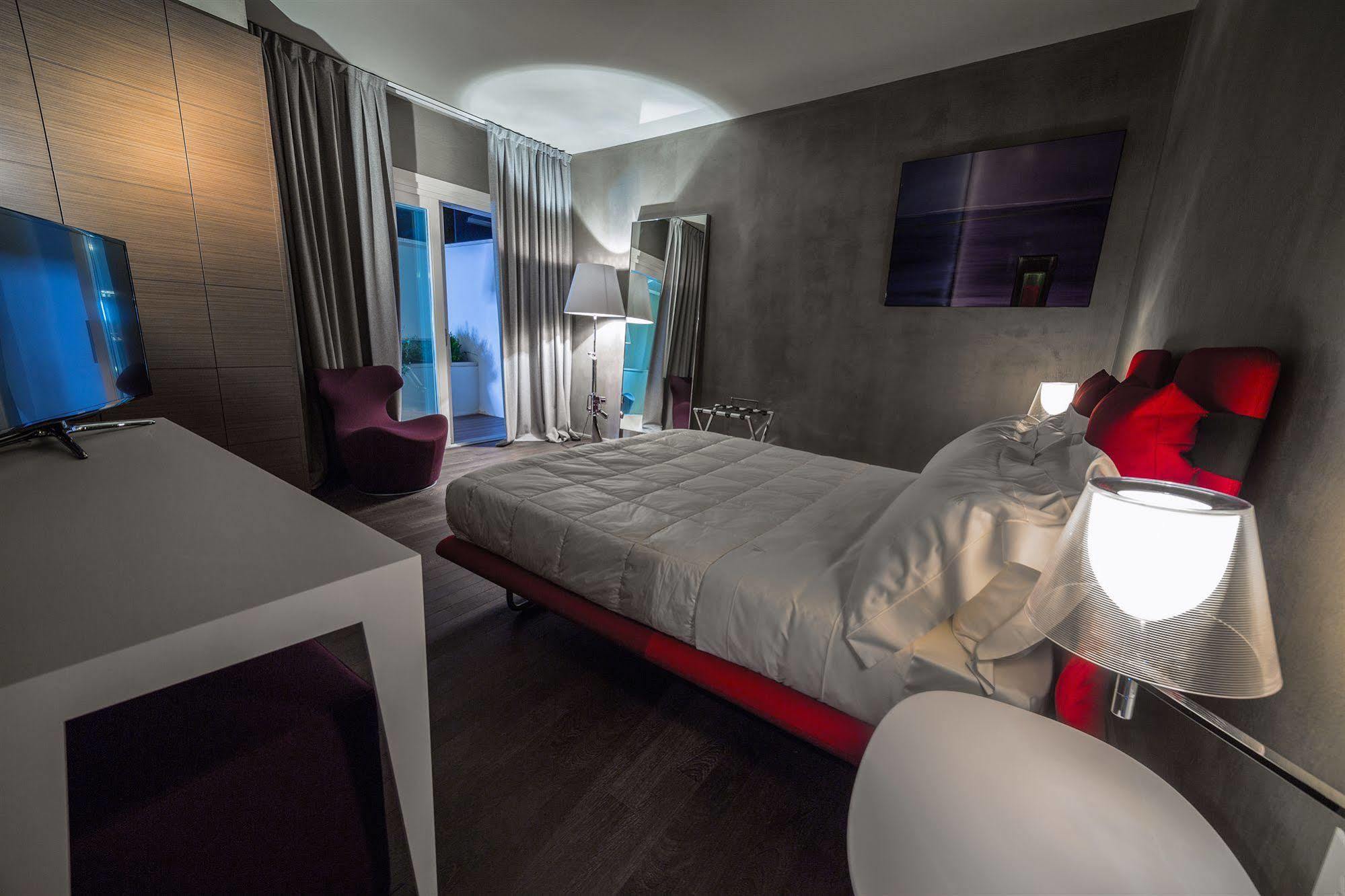 Relais Metelli Hotel Foligno Bagian luar foto