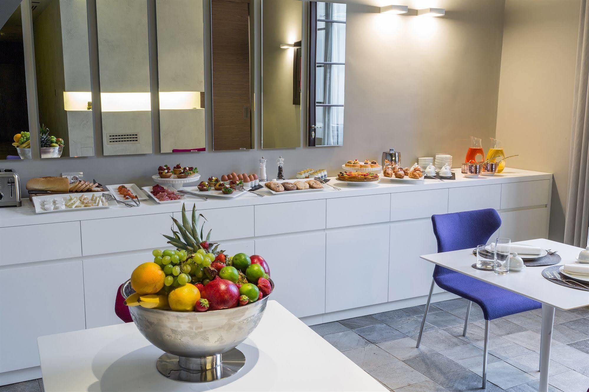 Relais Metelli Hotel Foligno Bagian luar foto